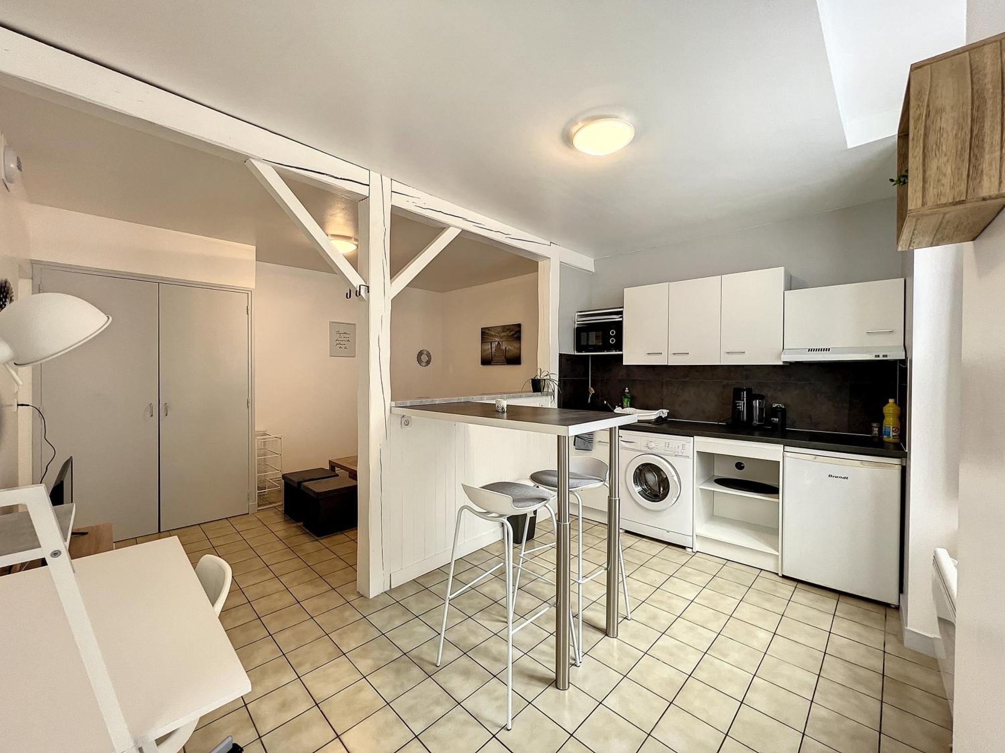 Les Bords Du Clain - Entree Autonome Studio Poitiers Bagian luar foto